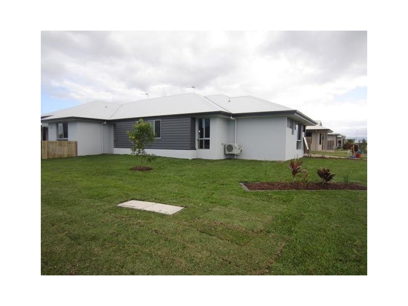 1/15 Solana Circuit, Burdell QLD 4818