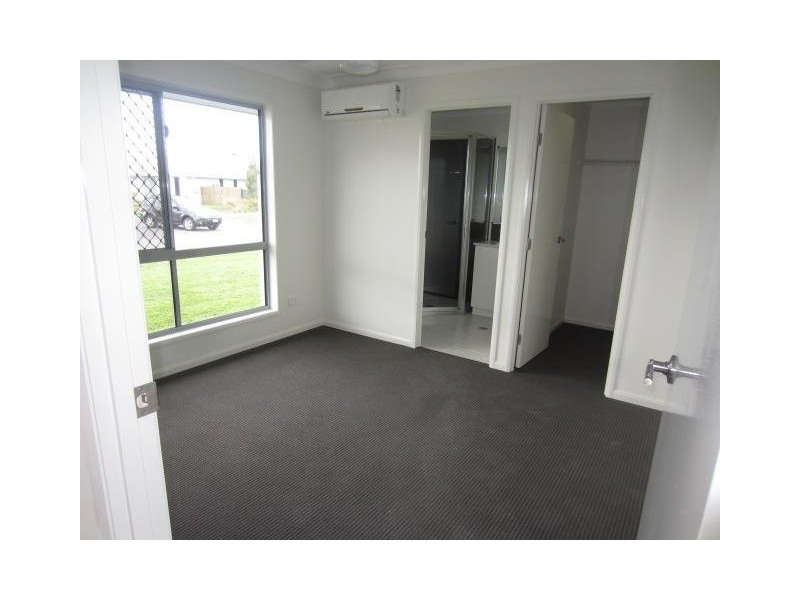 1/15 Solana Circuit, Burdell QLD 4818