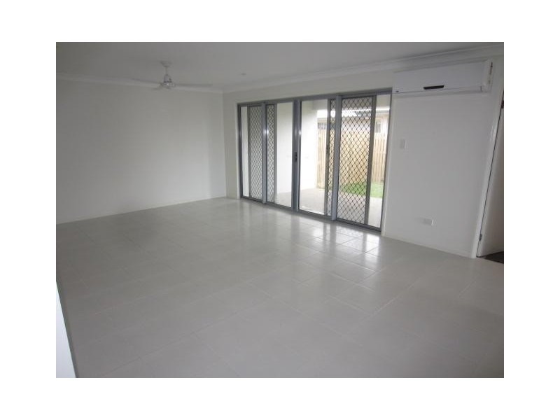 1/15 Solana Circuit, Burdell QLD 4818