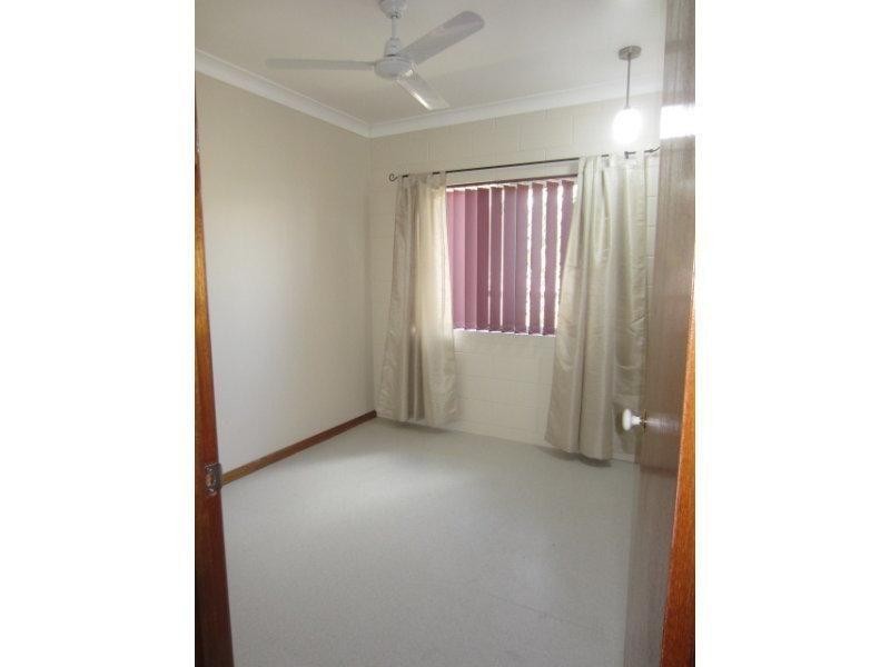 56 Griffey Street, Burdell QLD 4818