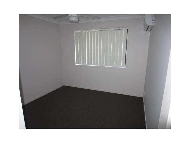 4 Smugglers Cove, Mount Low QLD 4818