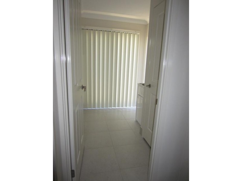 4 Smugglers Cove, Mount Low QLD 4818