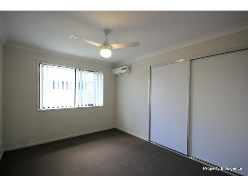 4 Smugglers Cove, Mount Low QLD 4818