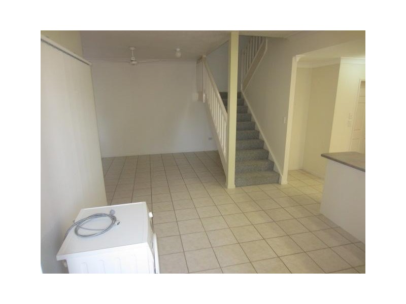 1/11 China Street, Mundingburra QLD 4812