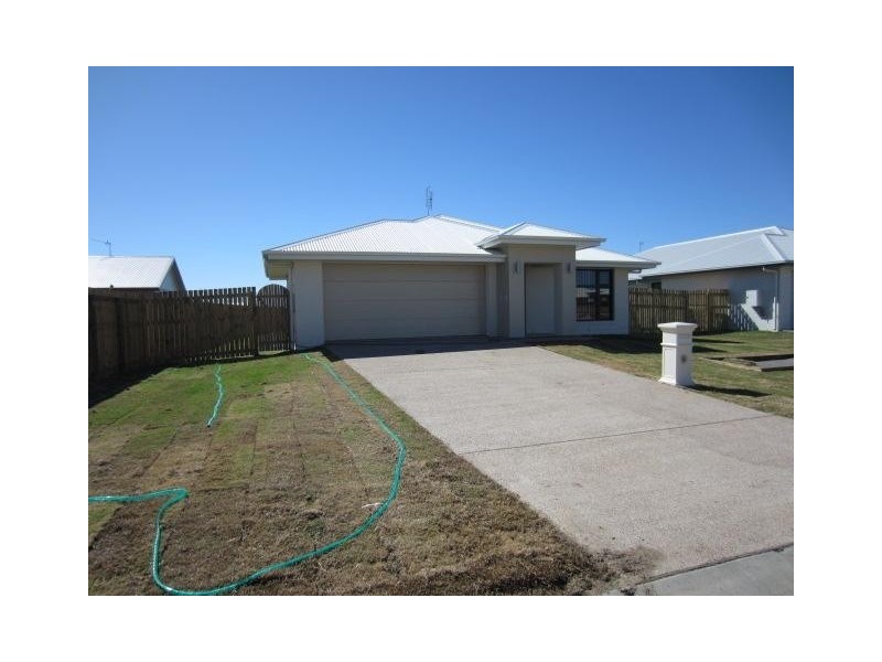 3 Catho Avenue, Mount Low QLD 4818