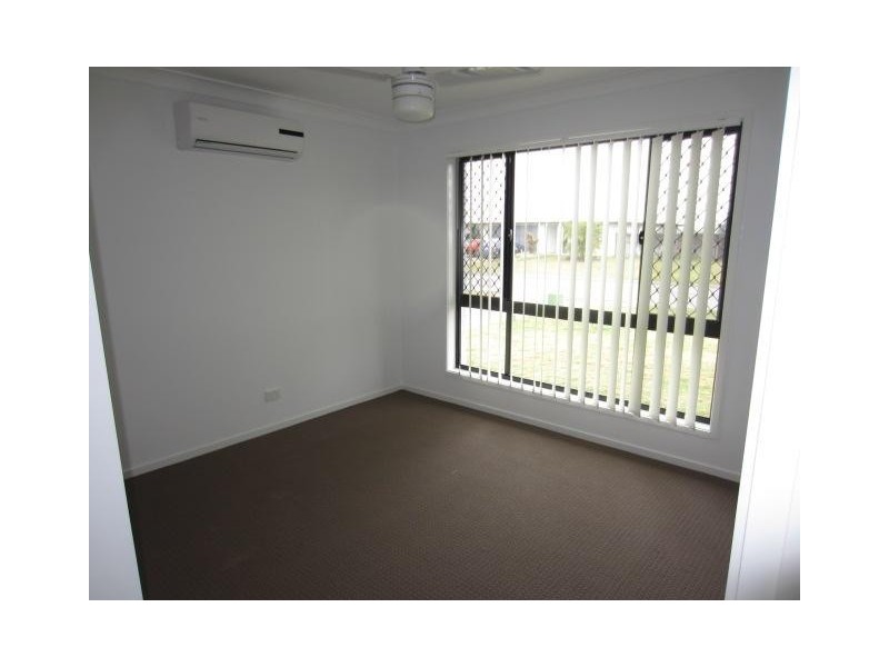 12 Stella Street, Kelso QLD 4815