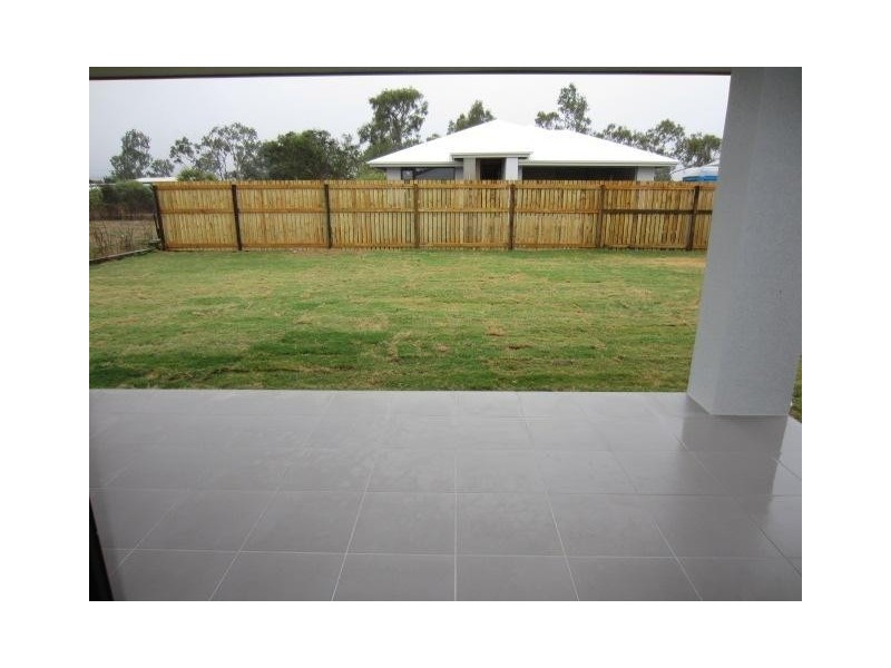 12 Stella Street, Kelso QLD 4815