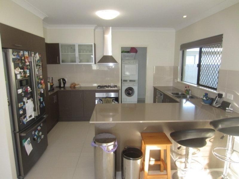 30 Kirrama Court, Bushland Beach QLD 4818