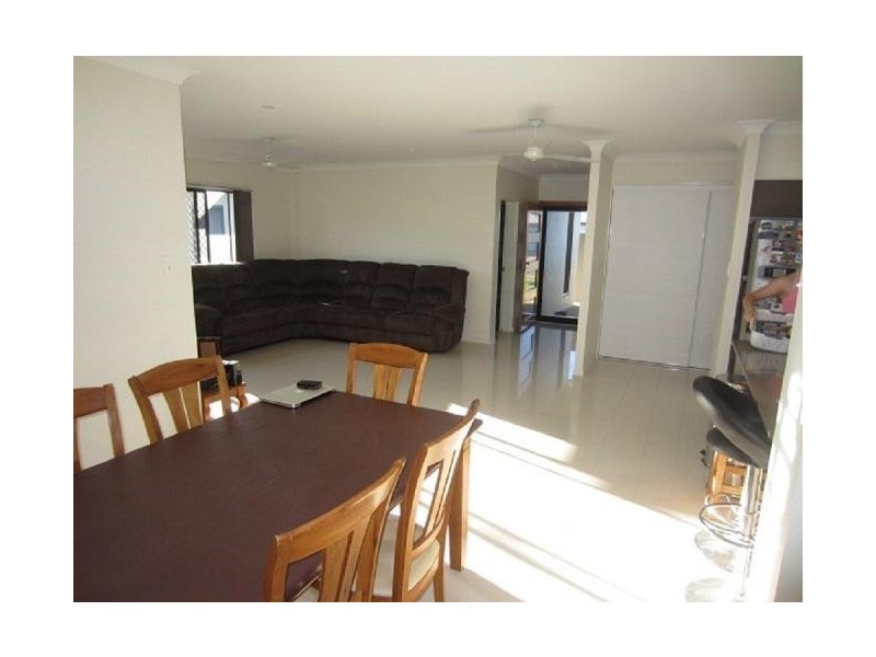 30 Kirrama Court, Bushland Beach QLD 4818