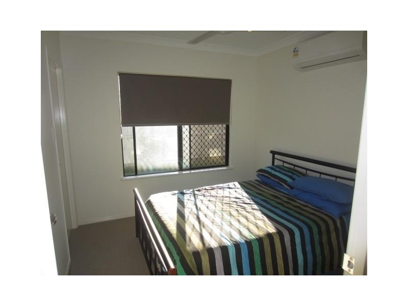 30 Kirrama Court, Bushland Beach QLD 4818