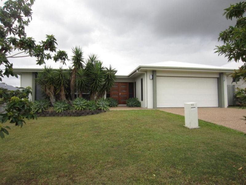 11 Keswick Street, Bushland Beach QLD 4818