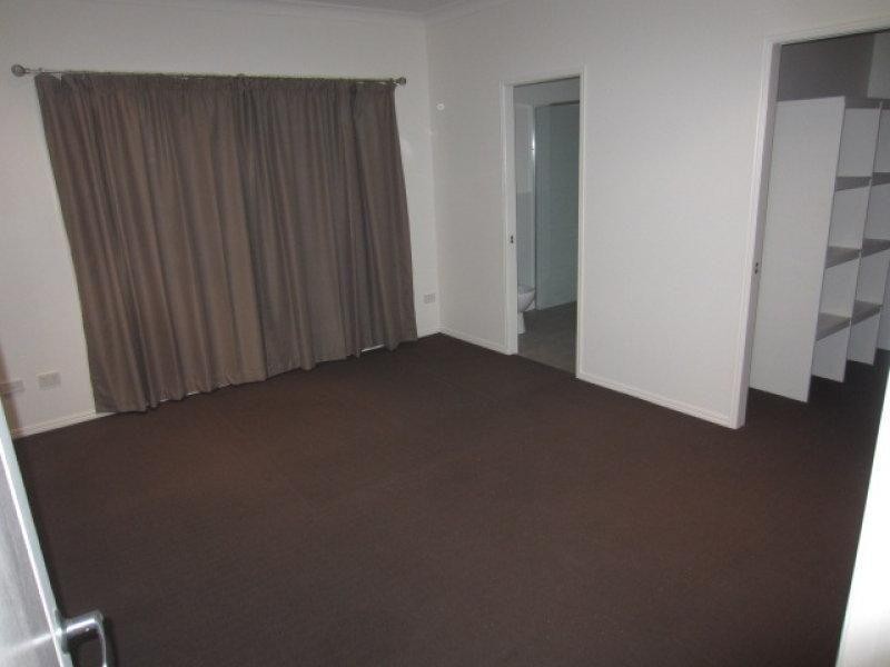 11 Keswick Street, Bushland Beach QLD 4818