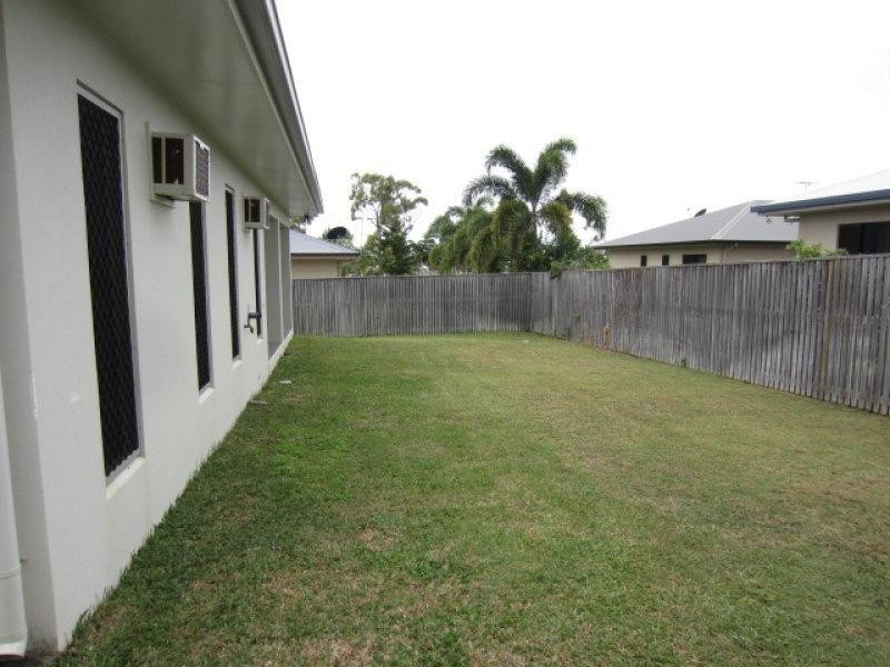 11 Keswick Street, Bushland Beach QLD 4818