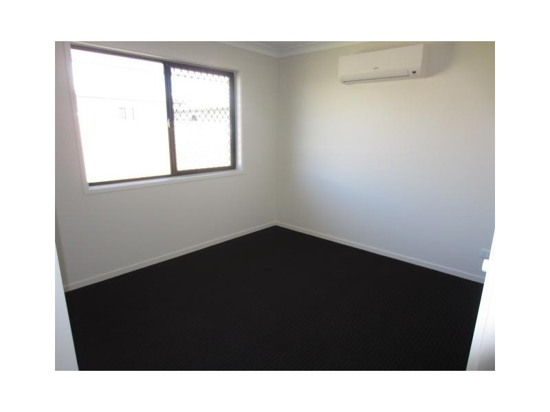 12 Catho Avenue, Mount Low QLD 4818