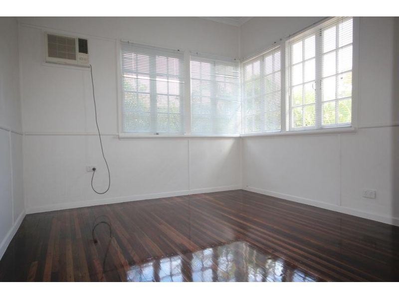 Hermit Park QLD 4812