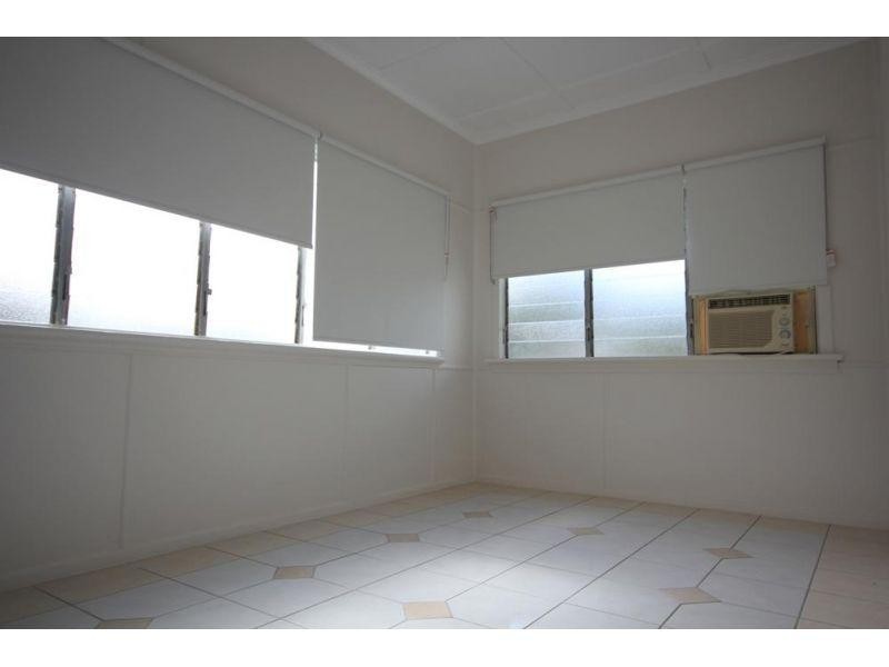 Hermit Park QLD 4812