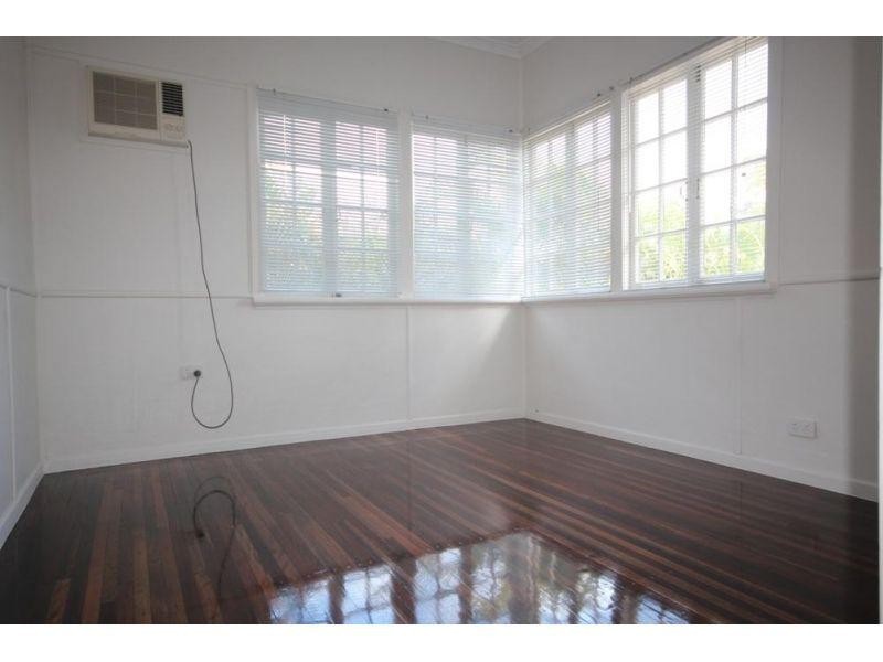 Hermit Park QLD 4812