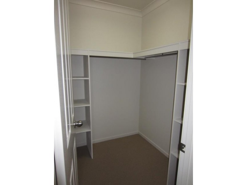 7 Aldrin Street, Burdell QLD 4818