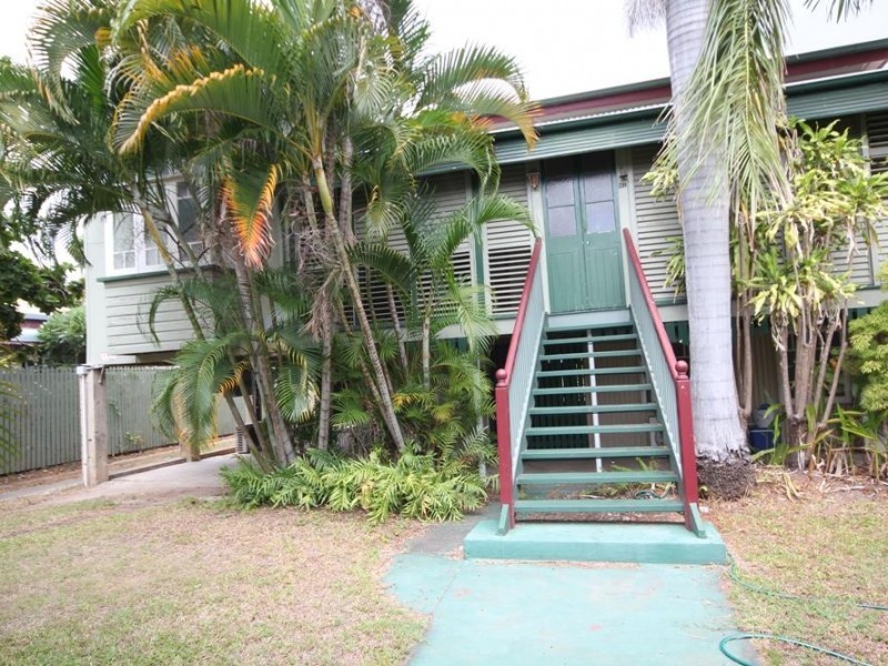 28A Ackers Street, Hermit Park QLD 4812