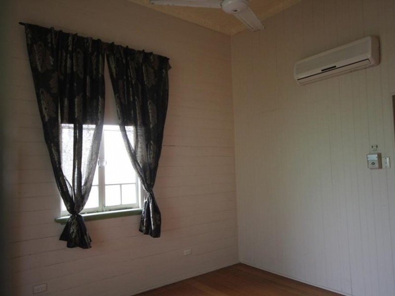 28A Ackers Street, Hermit Park QLD 4812