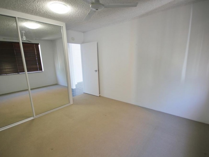 7/23 Gregory Street, North Ward QLD 4810