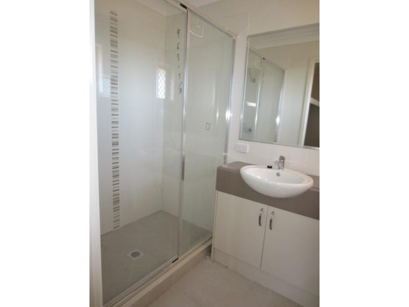 5 Smugglers Cove, Mount Low QLD 4818