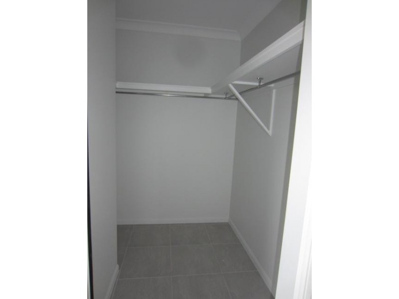 7 Dahlia Street, Burdell QLD 4818