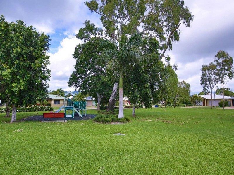 14 Waterpark Place, Idalia QLD 4811