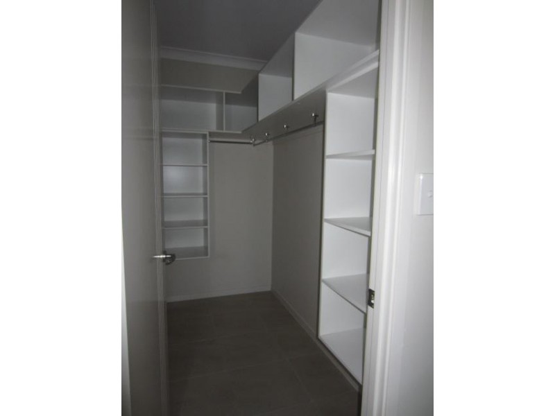 7  Apollonia Street, Burdell QLD 4818