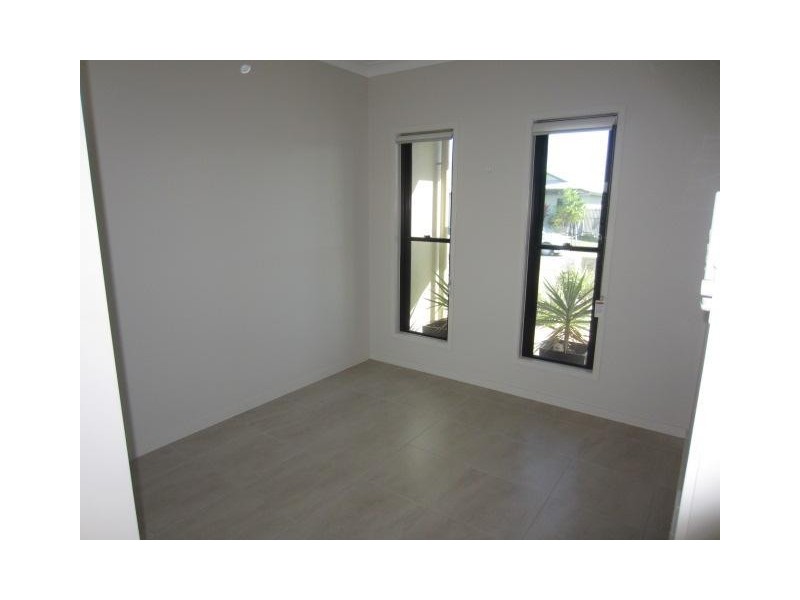 7  Apollonia Street, Burdell QLD 4818