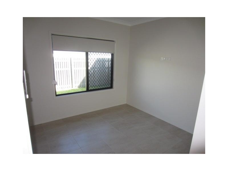 7  Apollonia Street, Burdell QLD 4818