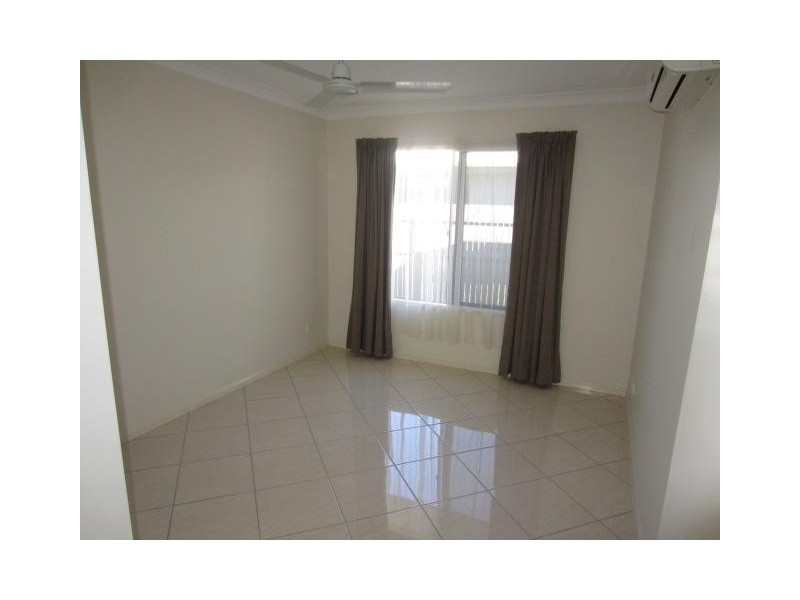 5 Osterlund Place, Burdell QLD 4818