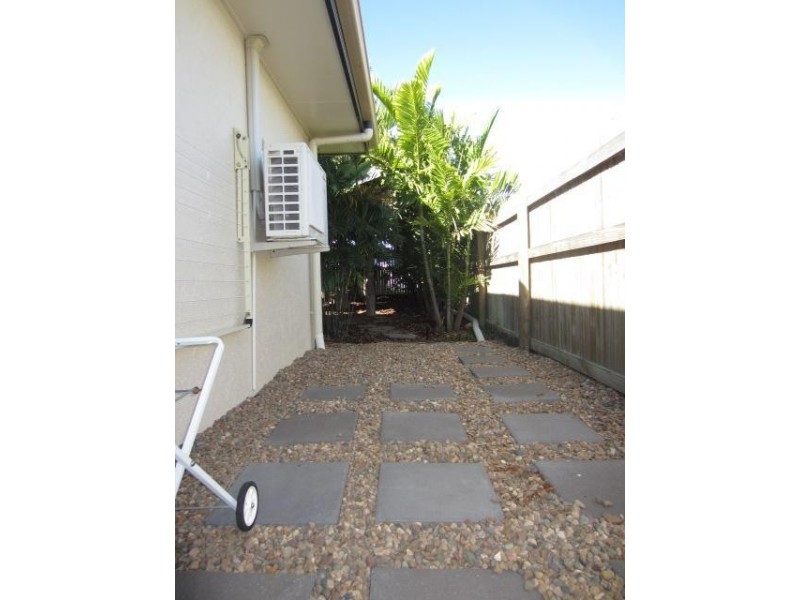 5 Osterlund Place, Burdell QLD 4818