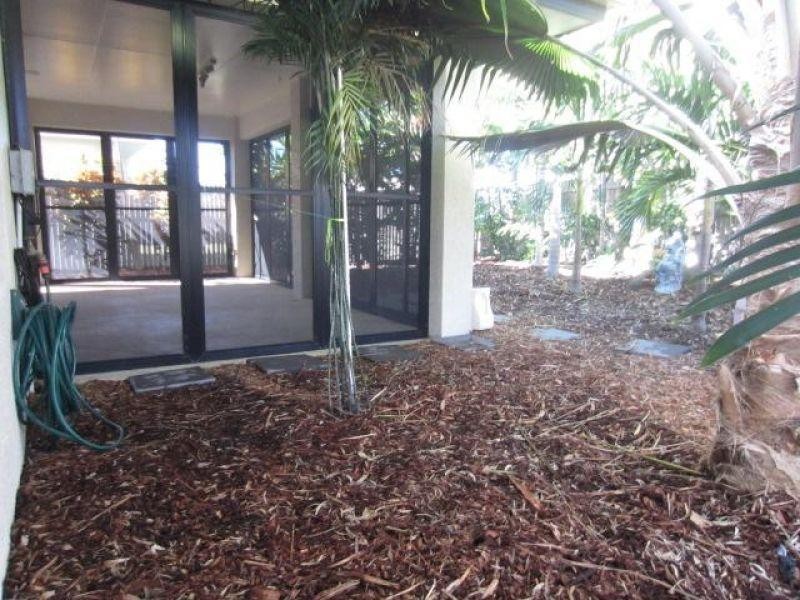 5 Osterlund Place, Burdell QLD 4818