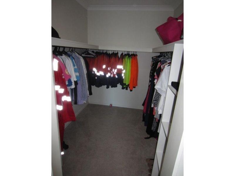 101 Daydream Circuit, Burdell QLD 4818