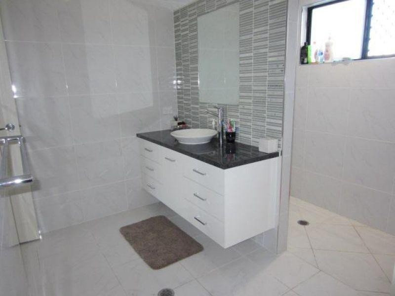 101 Daydream Circuit, Burdell QLD 4818