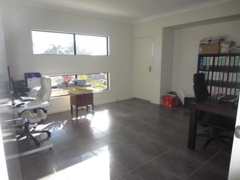 101 Daydream Circuit, Burdell QLD 4818