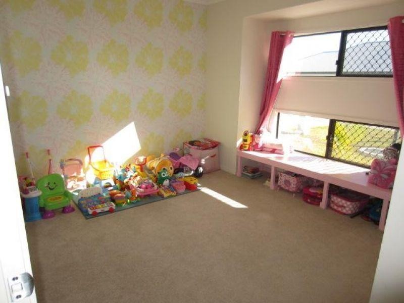 101 Daydream Circuit, Burdell QLD 4818