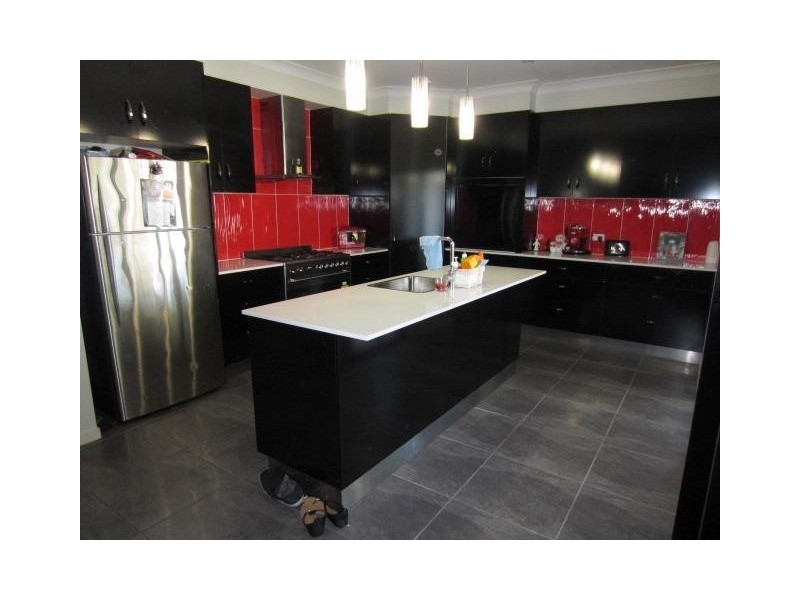 101 Daydream Circuit, Burdell QLD 4818