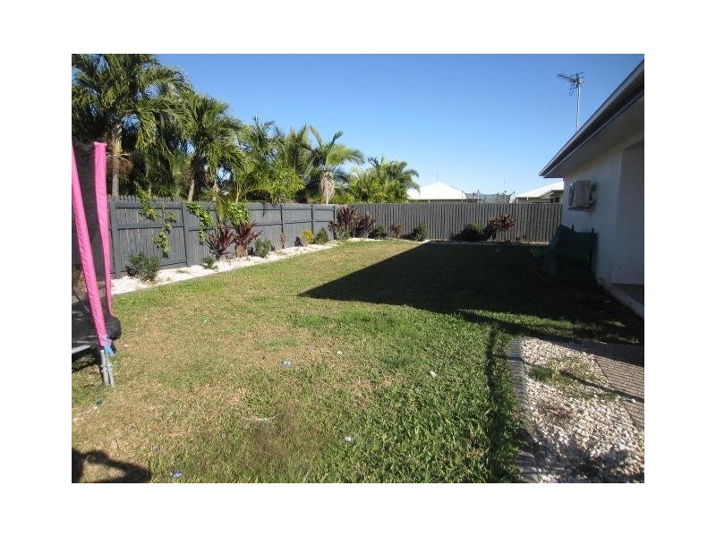 101 Daydream Circuit, Burdell QLD 4818