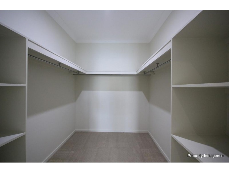 101 Daydream Circuit, Burdell QLD 4818