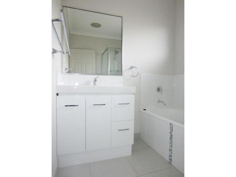 44 Madonis Way, Burdell QLD 4818
