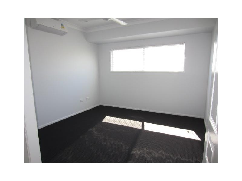 30 Dahlia Street, Burdell QLD 4818