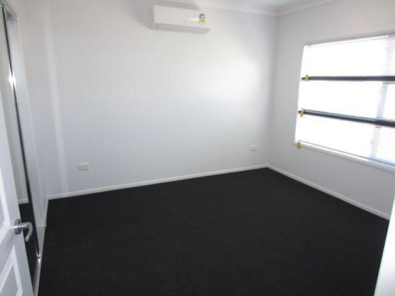 30 Dahlia Street, Burdell QLD 4818