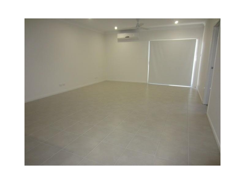 1/89 Sanctum Boulevard, Mount Low QLD 4818