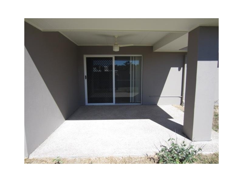 7 Beach Court, Balgal Beach QLD 4816