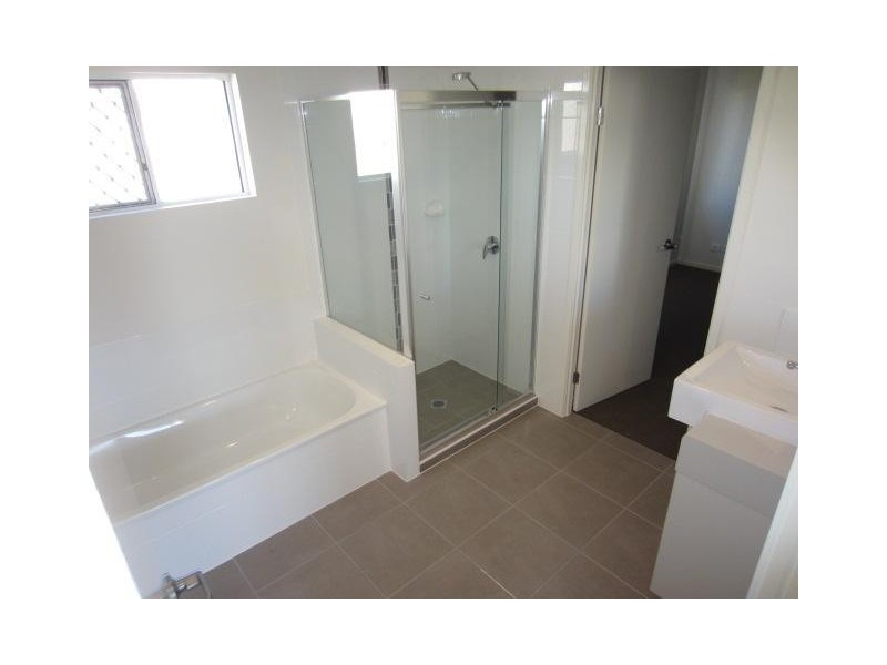 7 Beach Court, Balgal Beach QLD 4816