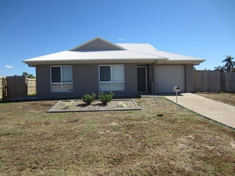 7 Beach Court, Balgal Beach QLD 4816