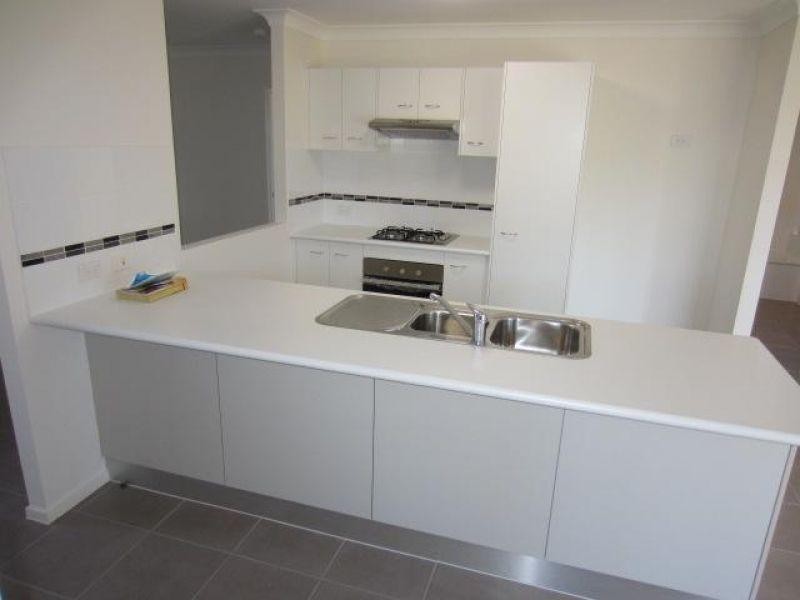 7 Beach Court, Balgal Beach QLD 4816