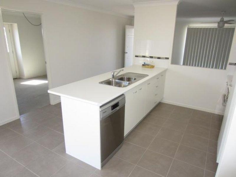 7 Beach Court, Balgal Beach QLD 4816